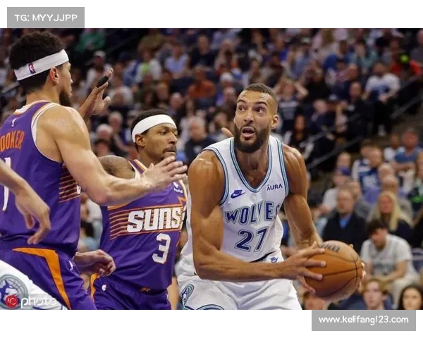 太阳队与森林狼关键时刻激烈对决精彩回顾双方鏖战与战术博弈展现篮球魅力 太阳队与森林狼关键时刻激烈对决精彩回顾双方鏖战与战术博弈展现篮球魅力